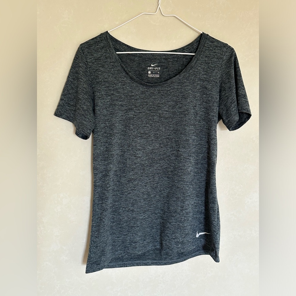 Nike T-shirt, size small, grey